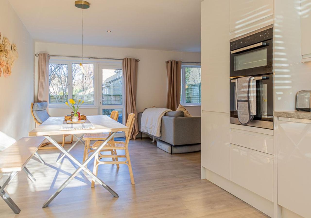 Вилла Modern 2 Bd W/ Garden In The Heart Of Tetbury! Экстерьер фото