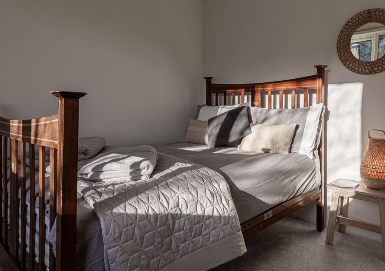 Вилла Modern 2 Bd W/ Garden In The Heart Of Tetbury! Экстерьер фото